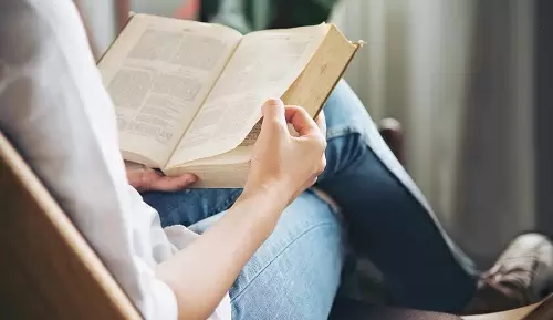 Beneficios de la lectura en el envejecimiento Beneficios de la lectura en el envejecimiento