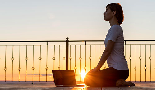 Renaturalízate: cómo recuperar tu salud viviendo en armonía con tu biología (sin renunciar al siglo XXI) Renaturalízate: cómo recuperar tu salud viviendo en armonía con tu biología (sin renunciar al siglo XXI)
